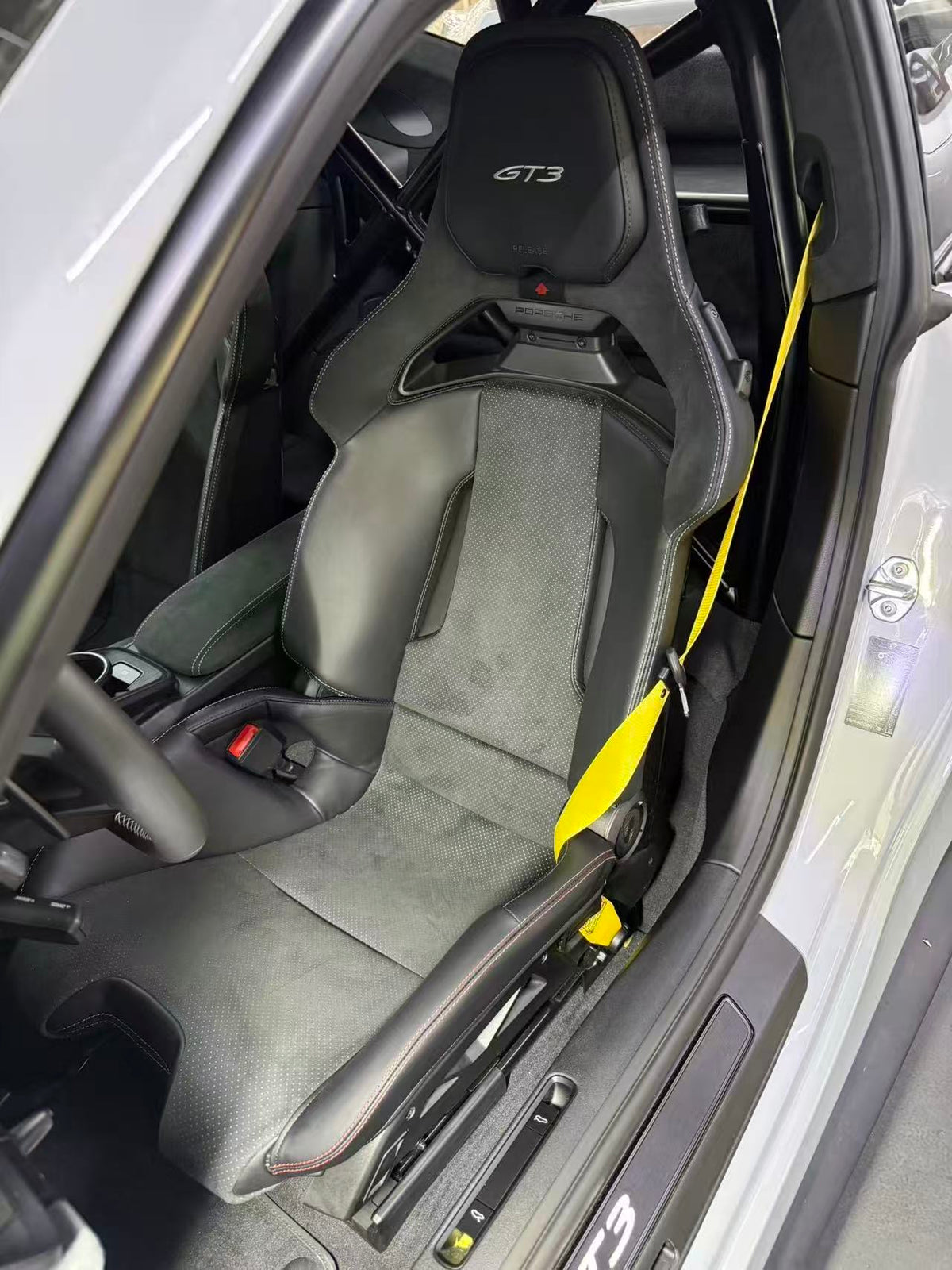 RSR Porsche 992.2 Lwbs Side Bolster Protectors